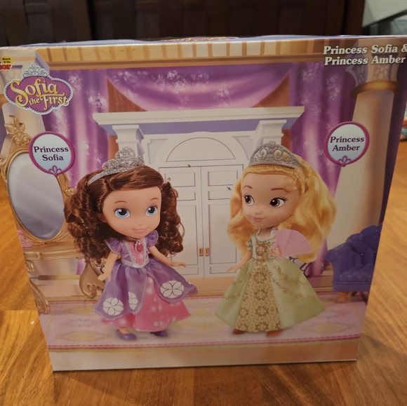 Brand new in box, Sofia the First- Princess Sophia and Princess Amber Doll - Picture 2 of 2